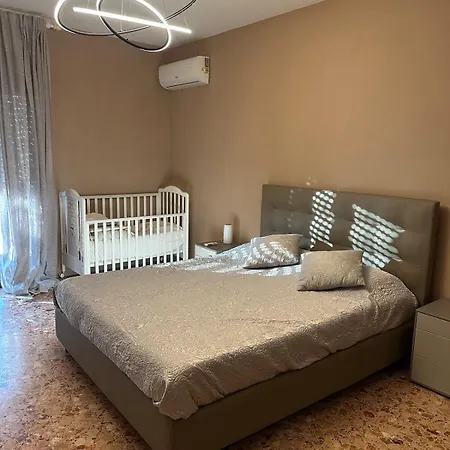 2 Bedroom 50 M From The Sea Lido di Camaiore