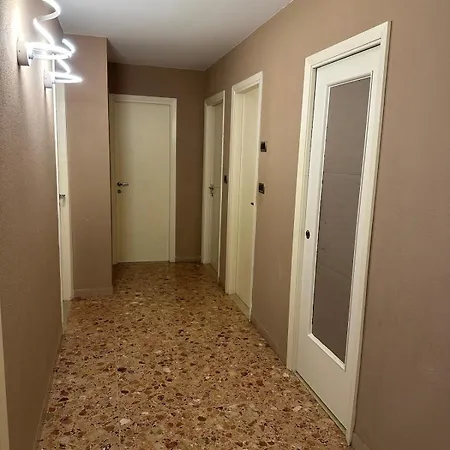 아파트 2 Bedroom 50 M From The Sea 리도디캄파이오레