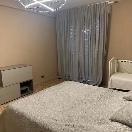 2 Bedroom 50 M From The Sea Apartment